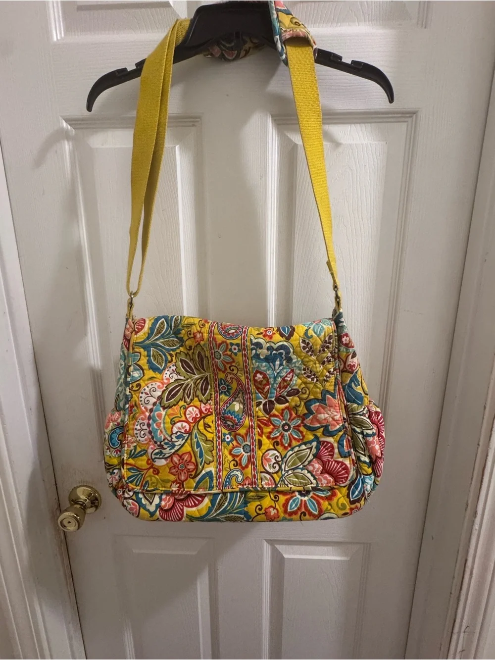 Vera Bradley Yellow Floral Quilted Shoulder Bag with Multicolor Print-0082